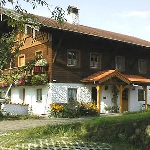 Apartment Held, Waging am See